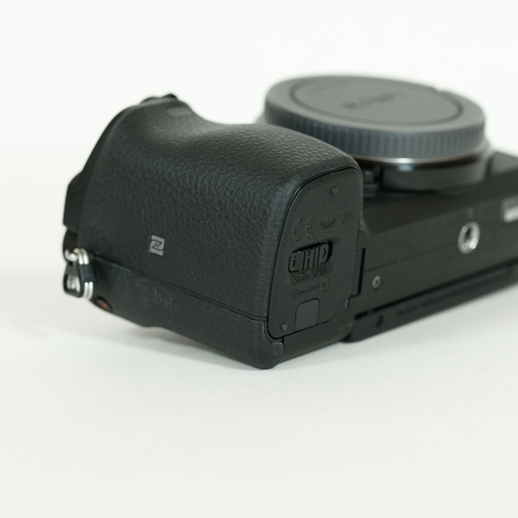 SONY α6400（ILCE-6400）