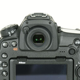 Nikon D850