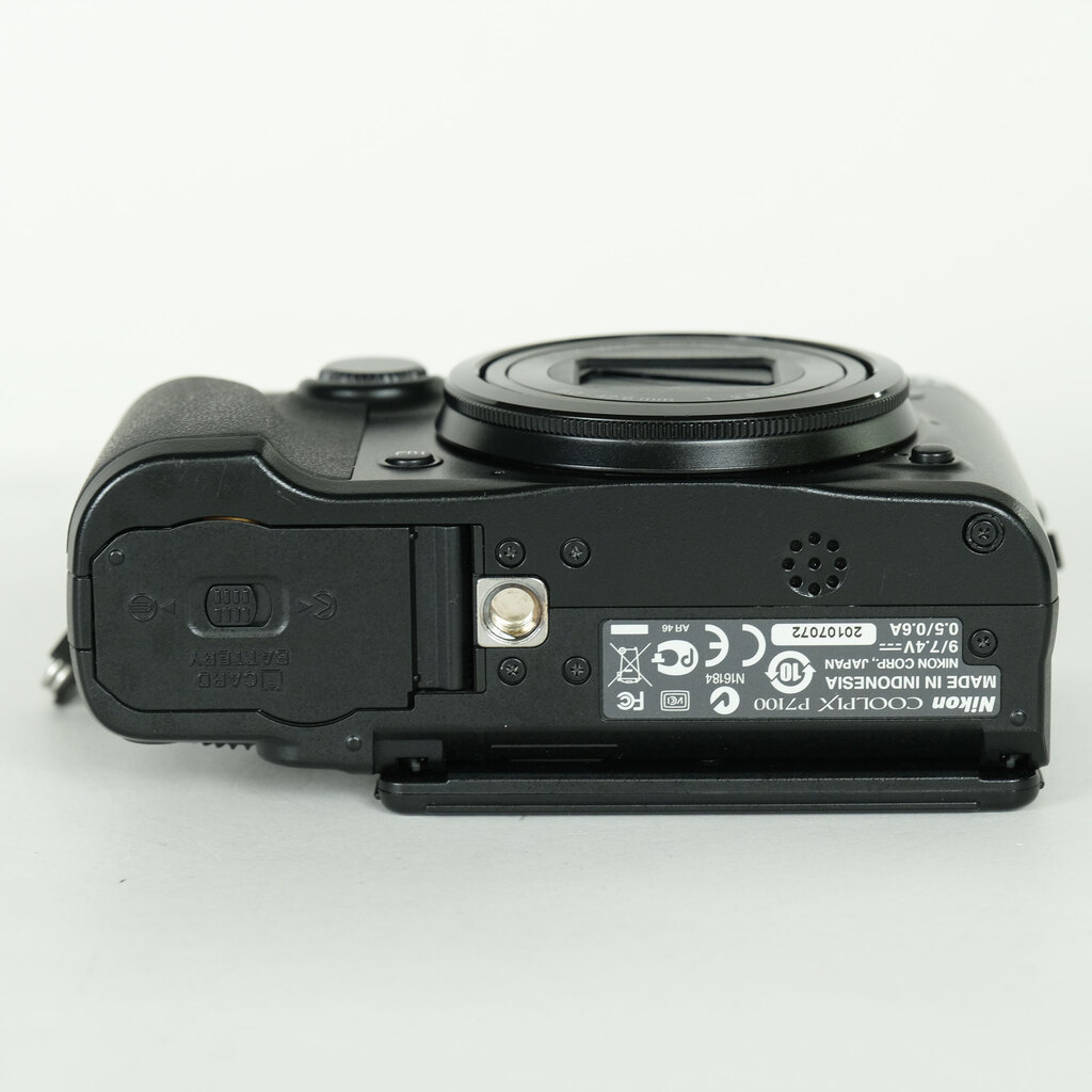 Nikon COOLPIX P7100 ブラックの出品 | ONE SCENE（ワンシーン）