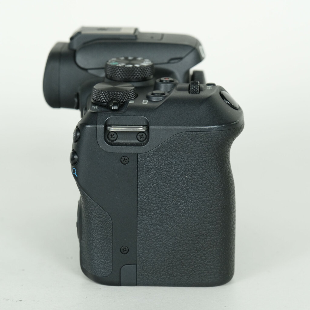 Canon EOS R10 Canon EOS R10