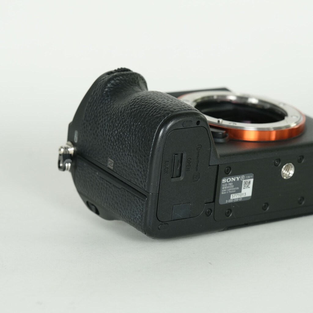 SONY α7 III（ILCE-7M3）