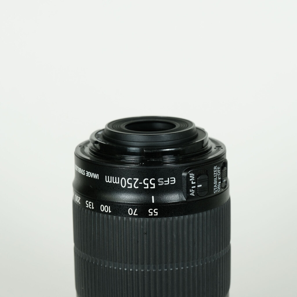 Canon EF-S55-250mm F4-5.6 IS STM