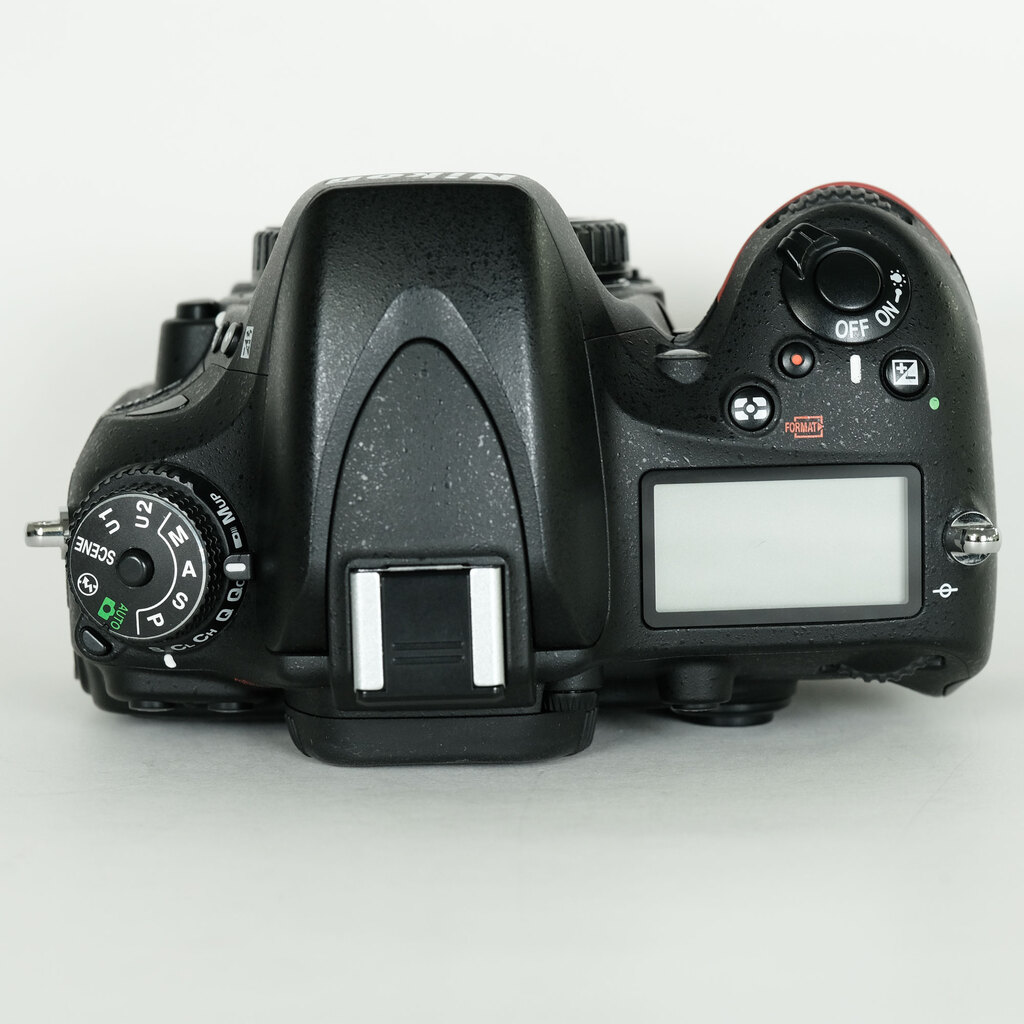 Nikon D610