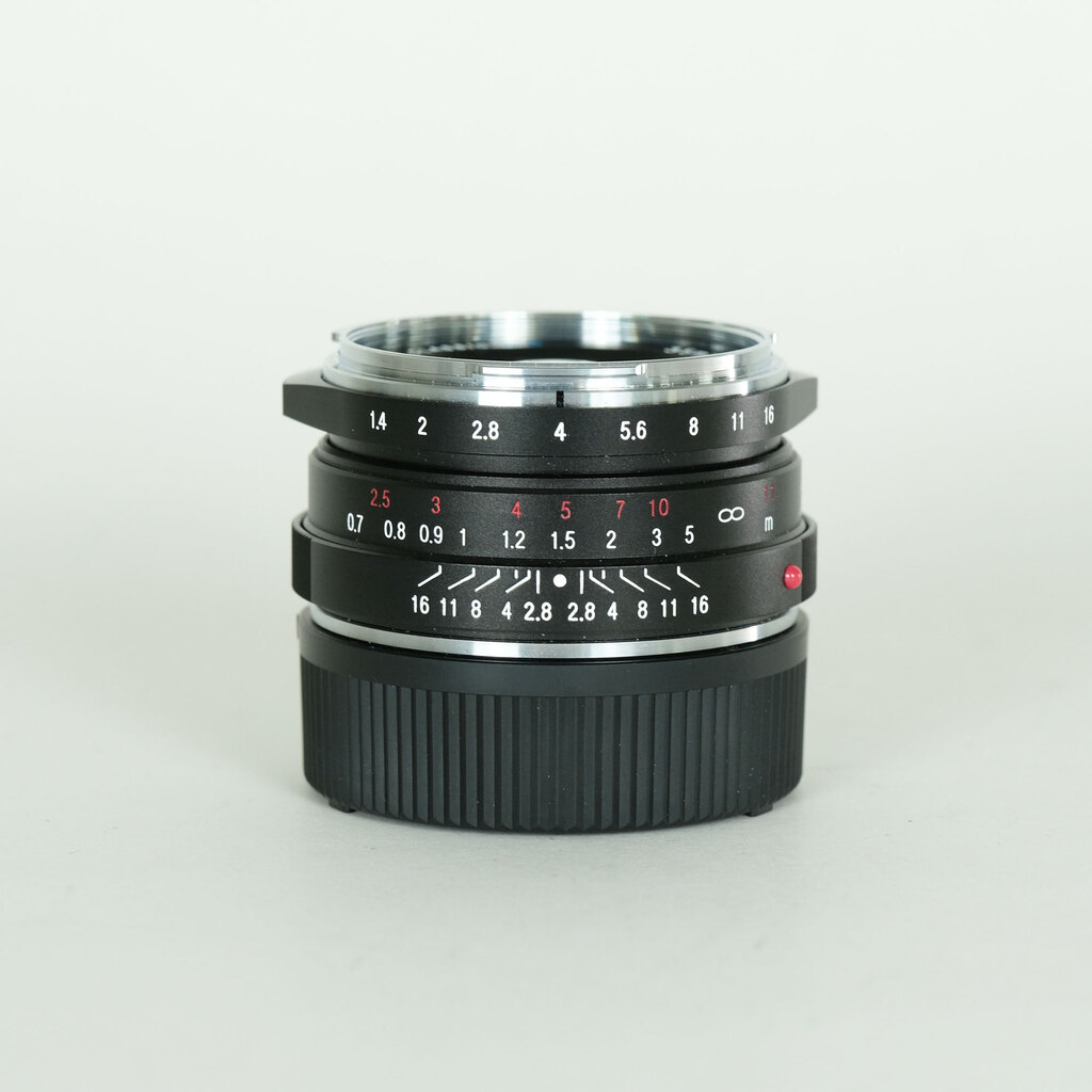 Voigtlander NOKTON Classic 35mm F1.4 II SC VM [ライカM用]