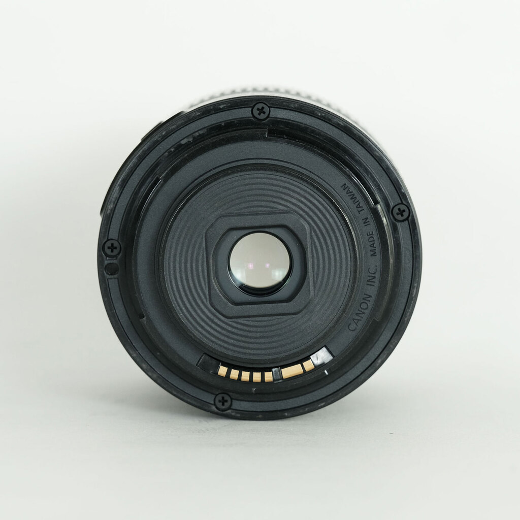 Canon EF-S18-55mm F4-5.6 IS STM