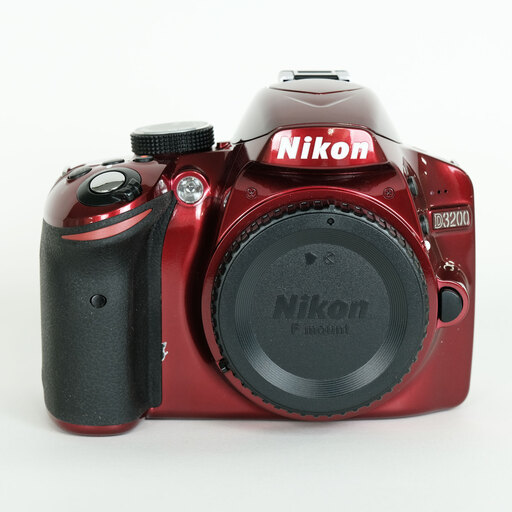 Nikon D3200ボディ レッド
