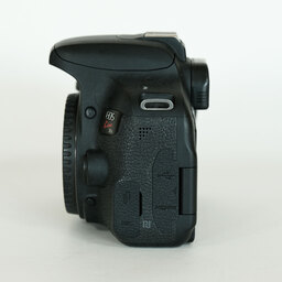 Canon EOS Kiss X9i