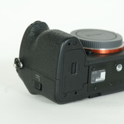 SONY α7 IV(ILCE-7M4) SONY α7 IV(ILCE-7M4)