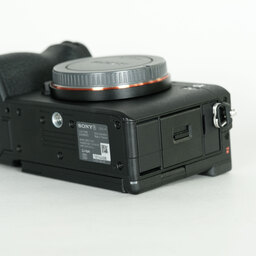 SONY α7C II（ILCE-7CM2）