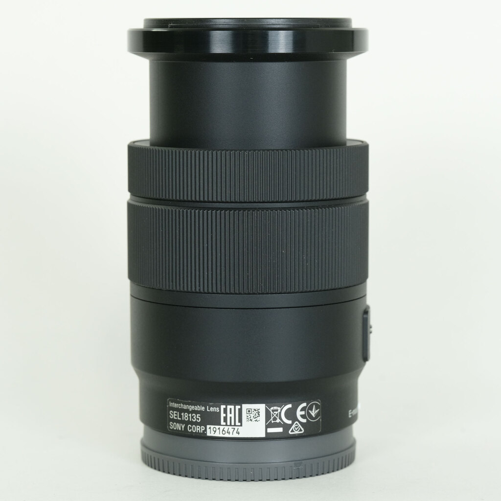 SONY E 18-135mm F3.5-5.6 OSS SEL18135