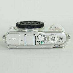 OLYMPUS PEN E-PL10