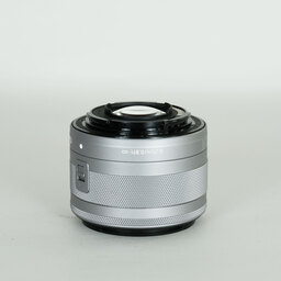 Canon EF-M15-45mm F3.5-6.3 IS STM