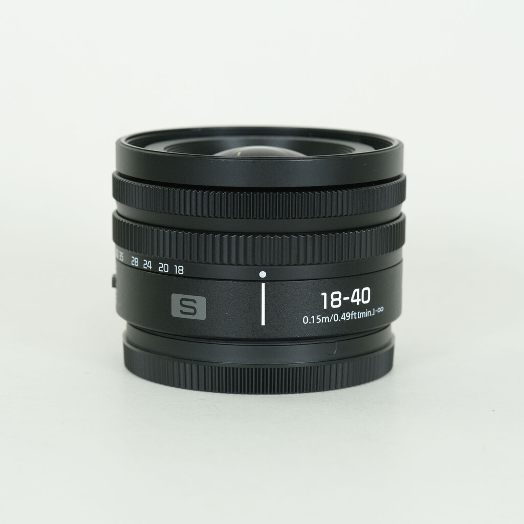 Panasonic LUMIX S 18-40mm F4.5-6.3