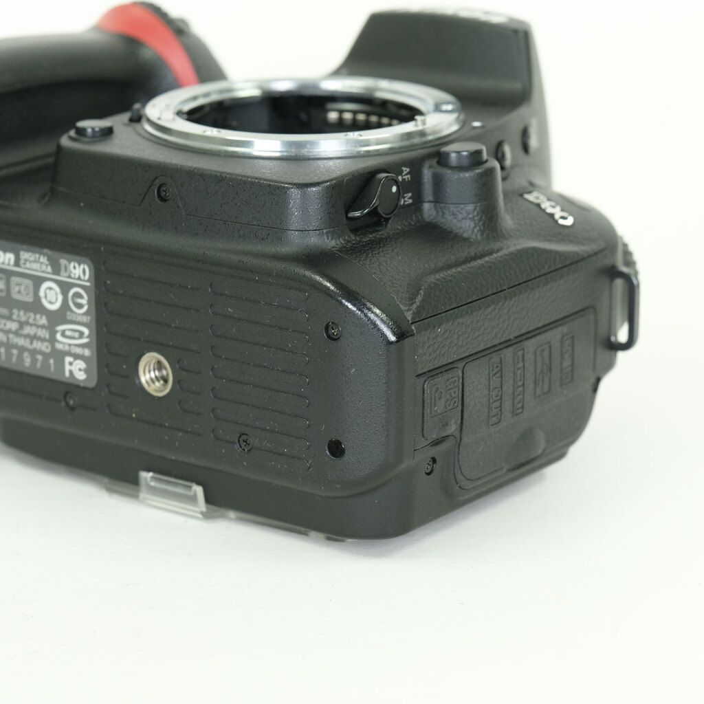 Nikon D90 ボディ