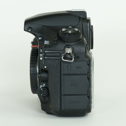 Nikon D810