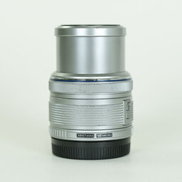 OLYMPUS M.ZUIKO DIGITAL 14-42mm F3.5-5.6IIR シルバー