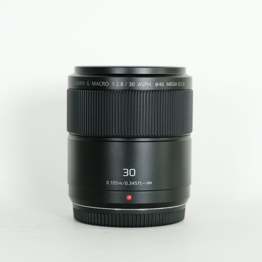 Panasonic LUMIX G MACRO 30mm F2.8 ASPH. MEGA O.I.S. Panasonic LUMIX G MACRO 30mm F2.8 ASPH. MEGA O.I.S.