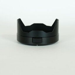 Panasonic LEICA DG VARIO-ELMARIT 12-60mm / F2.8-4.0 ASPH. / POWER O.I.S.