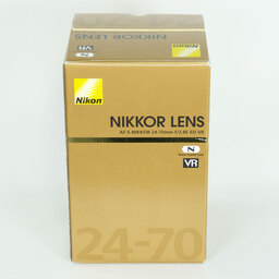 Nikon AF-S NIKKOR 24-70mm f/2.8E ED VR Nikon AF-S NIKKOR 24-70mm f/2.8E ED VR