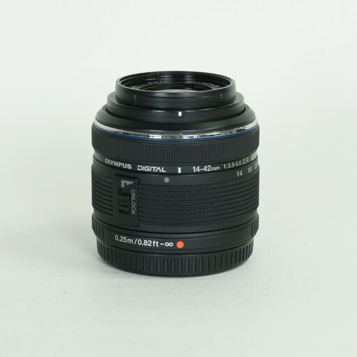 OLYMPUS M.ZUIKO DIGITAL 14-42mm F3.5-5.6IIR ブラック