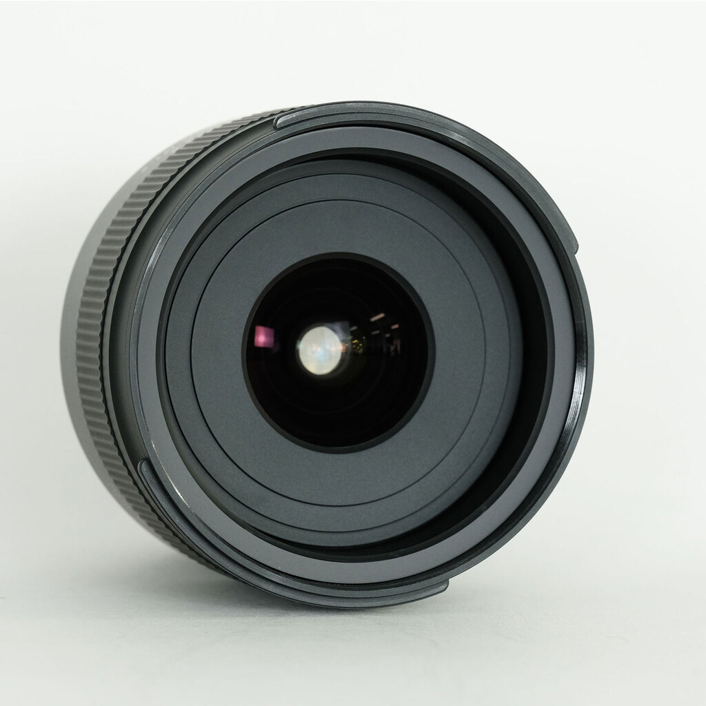 TAMRON 20mm F/2.8 Di III OSD M1:2 (Model F050) [ソニーE用]