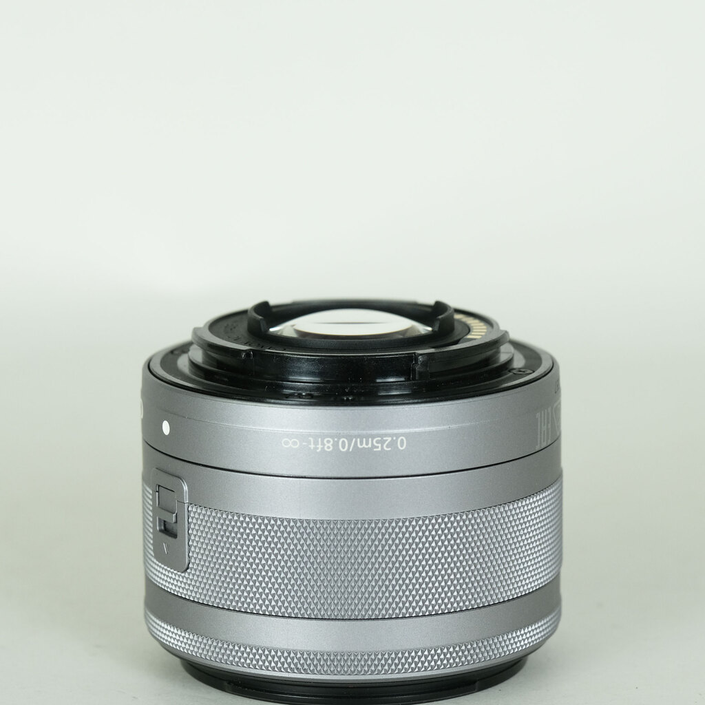Canon EF-M15-45mm F3.5-6.3 IS STM