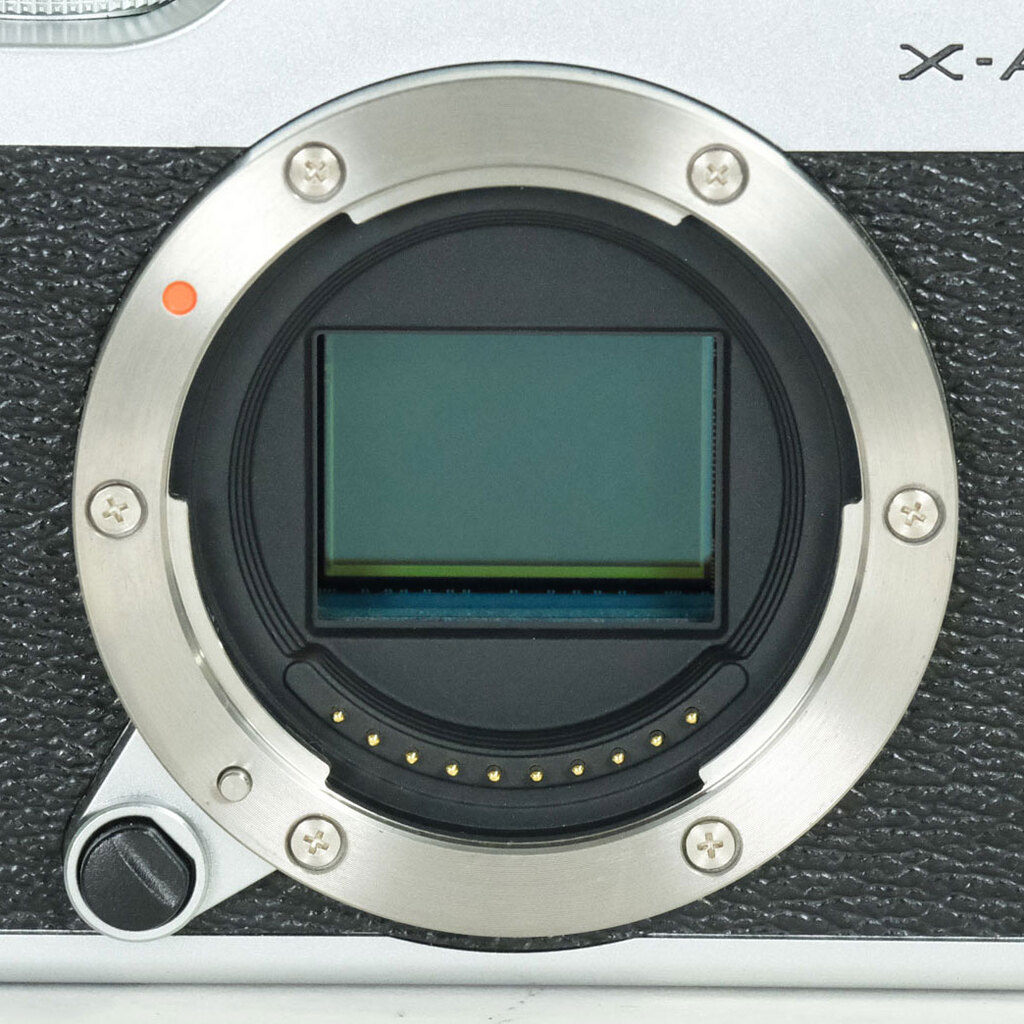 FUJIFILM X-A2 ボディ シルバー