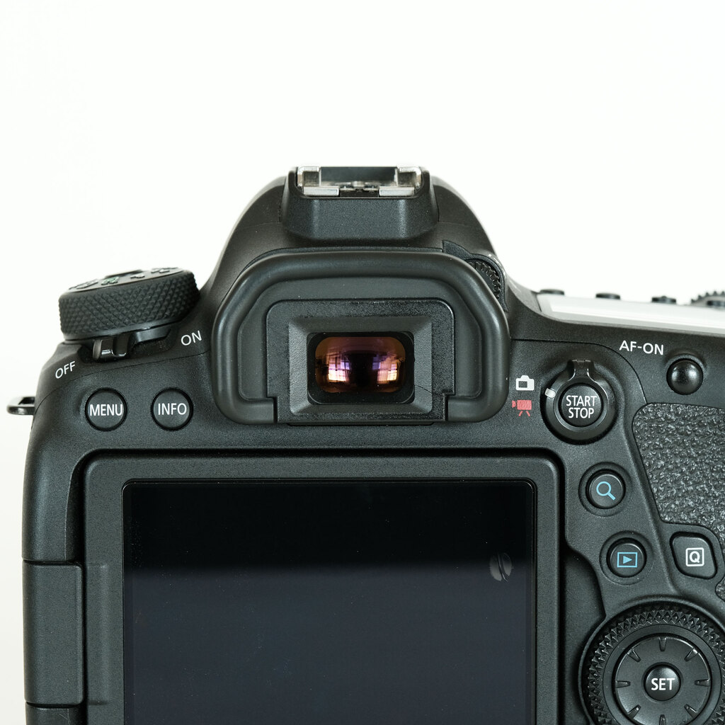 Canon EOS 6D Mark IIの出品 | ONE SCENE（ワンシーン）