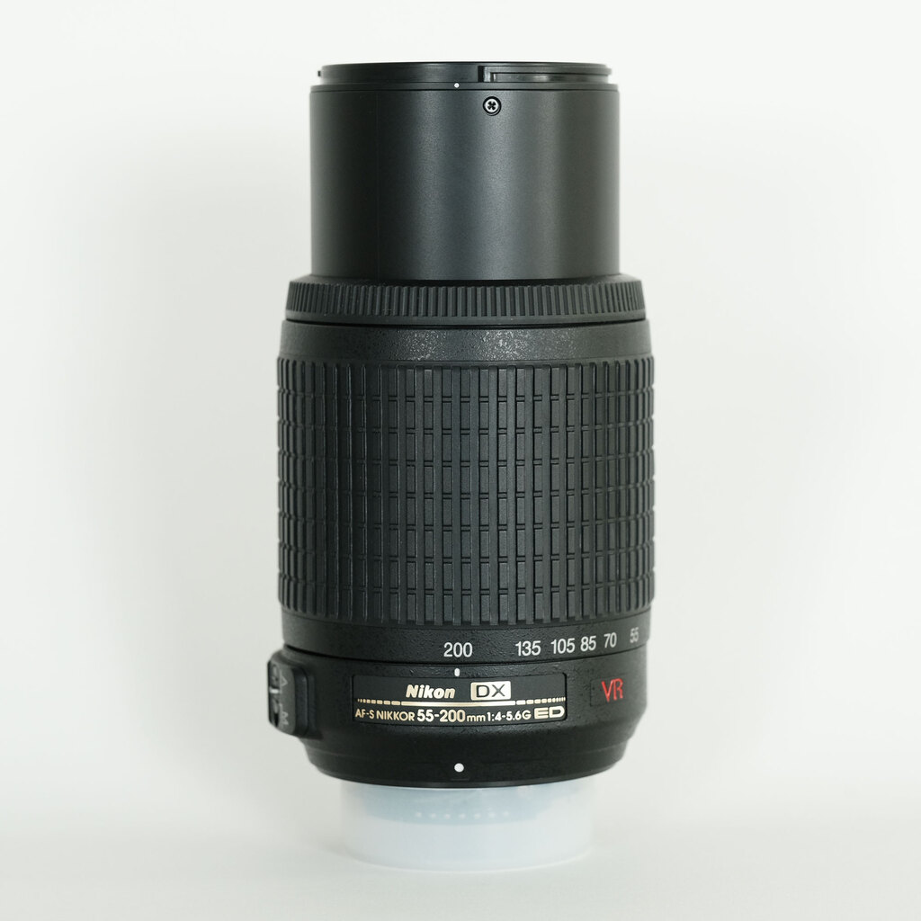 Nikon AF-S DX VR Zoom-Nikkor 55-200mm F4-5.6G IF-ED
