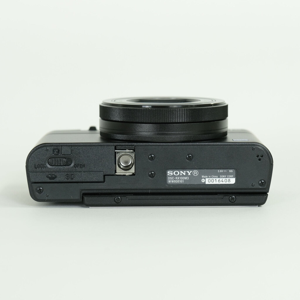 SONY Cyber-shot DSC-RX100M3
