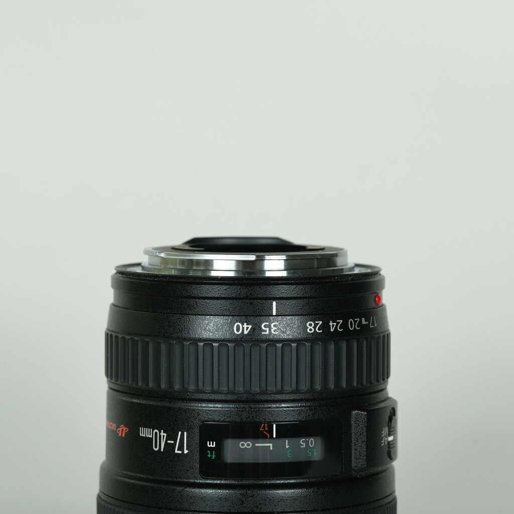 Canon EF17-40mm F4L USMの出品 | ONE SCENE（ワンシーン）