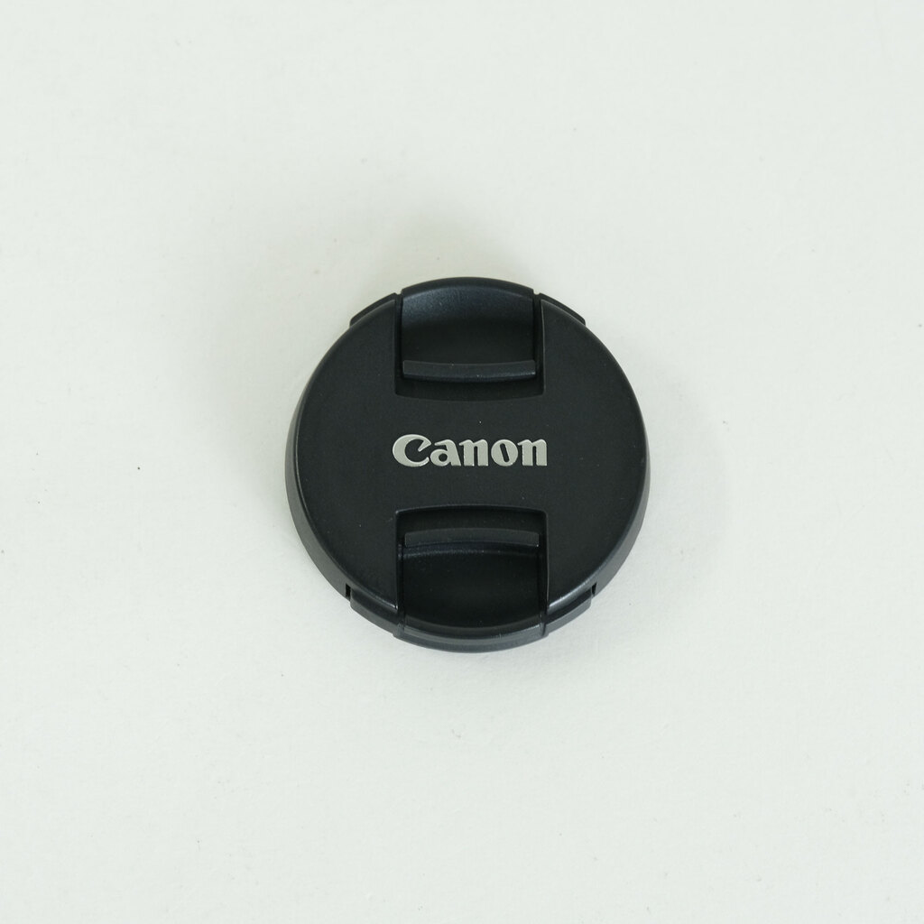 Canon RF50mm F1.8 STM Canon RF50mm F1.8 STM