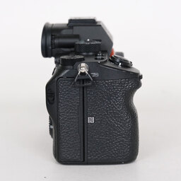 SONY α7 III（ILCE-7M3）