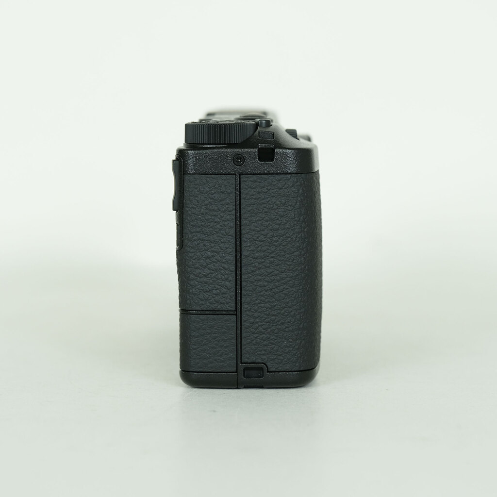 RICOH GR IV RICOH GR IV