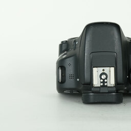 Canon EOS Kiss X7