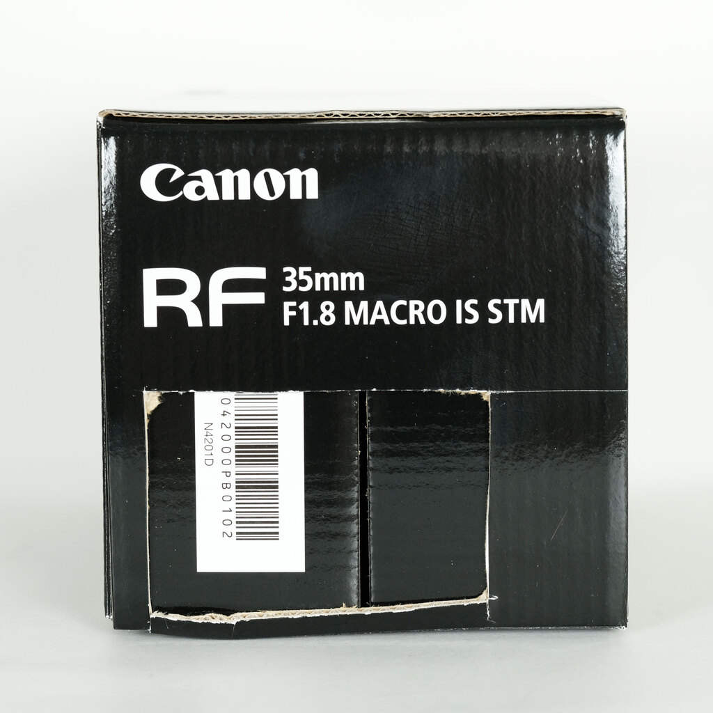 Canon RF35mm F1.8 MACRO IS STM