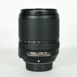 Nikon AF-S DX NIKKOR 18-140mm F3.5-5.6G ED VR