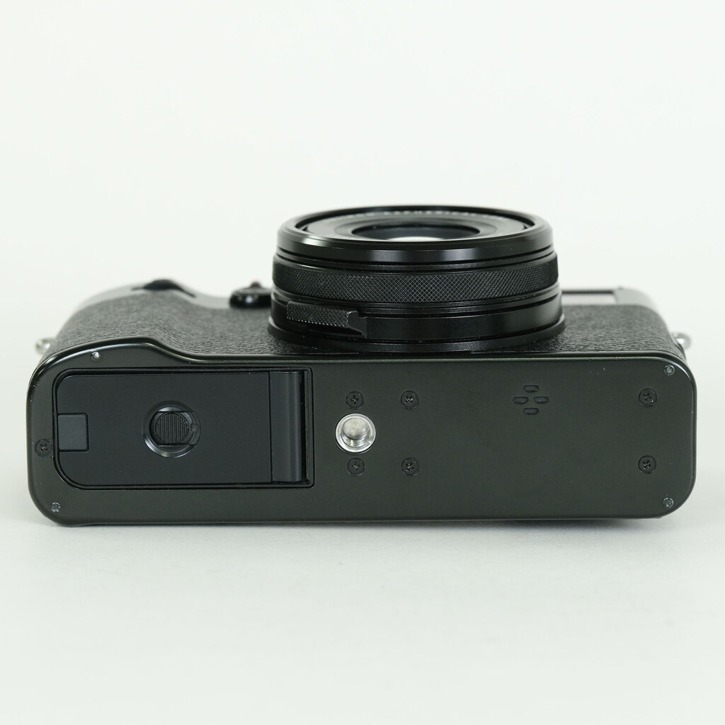 FUJIFILM X100V ブラック