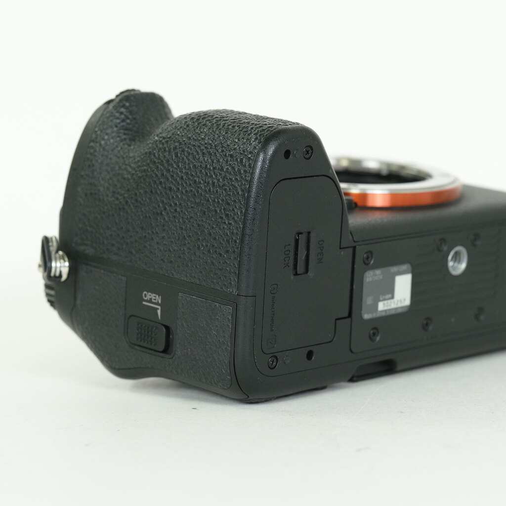 SONY α7 IV(ILCE-7M4) SONY α7 IV(ILCE-7M4)