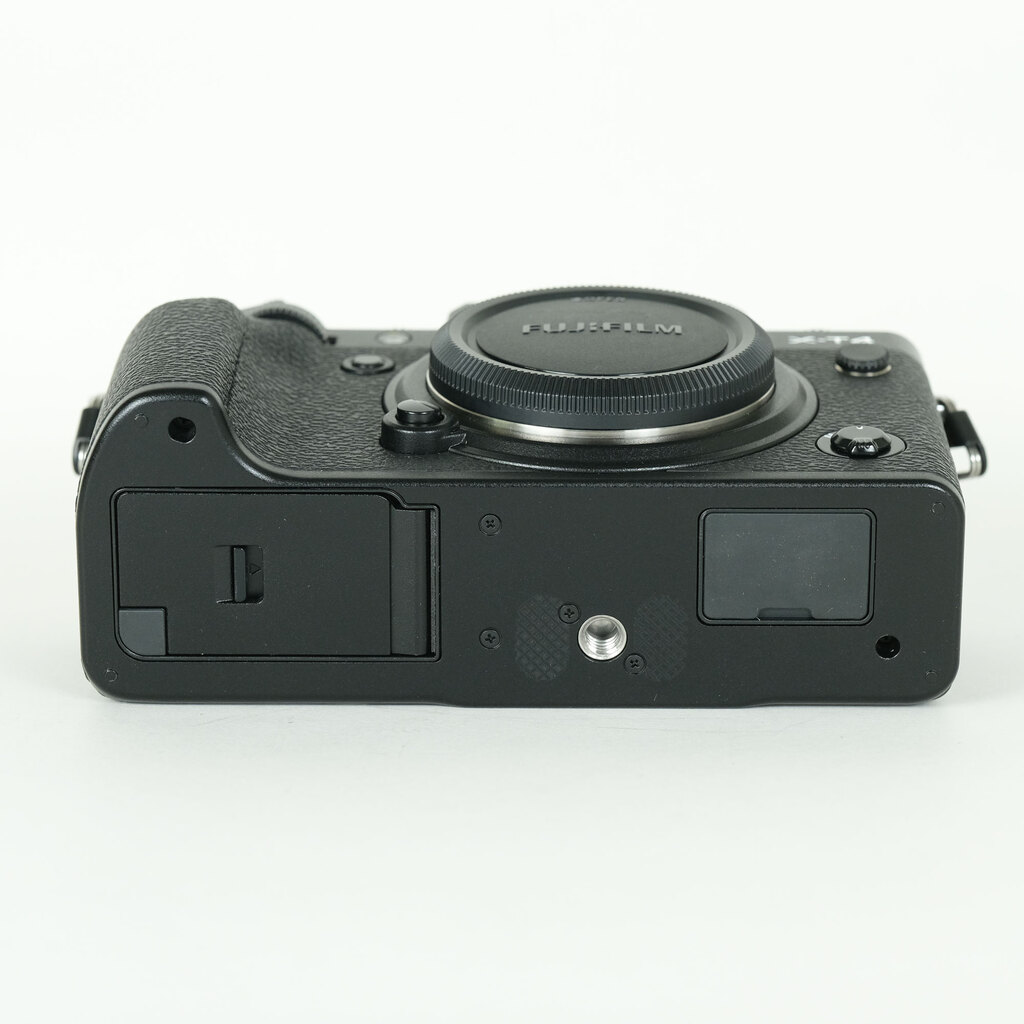 FUJIFILM X-T4
