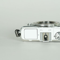 OLYMPUS PEN E-P5 ボディ ホワイト