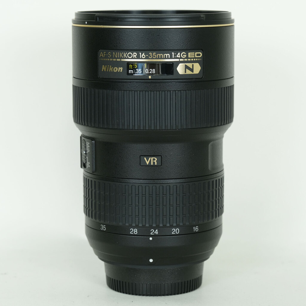 Nikon AF-S NIKKOR 16-35mm F4 G ED VR