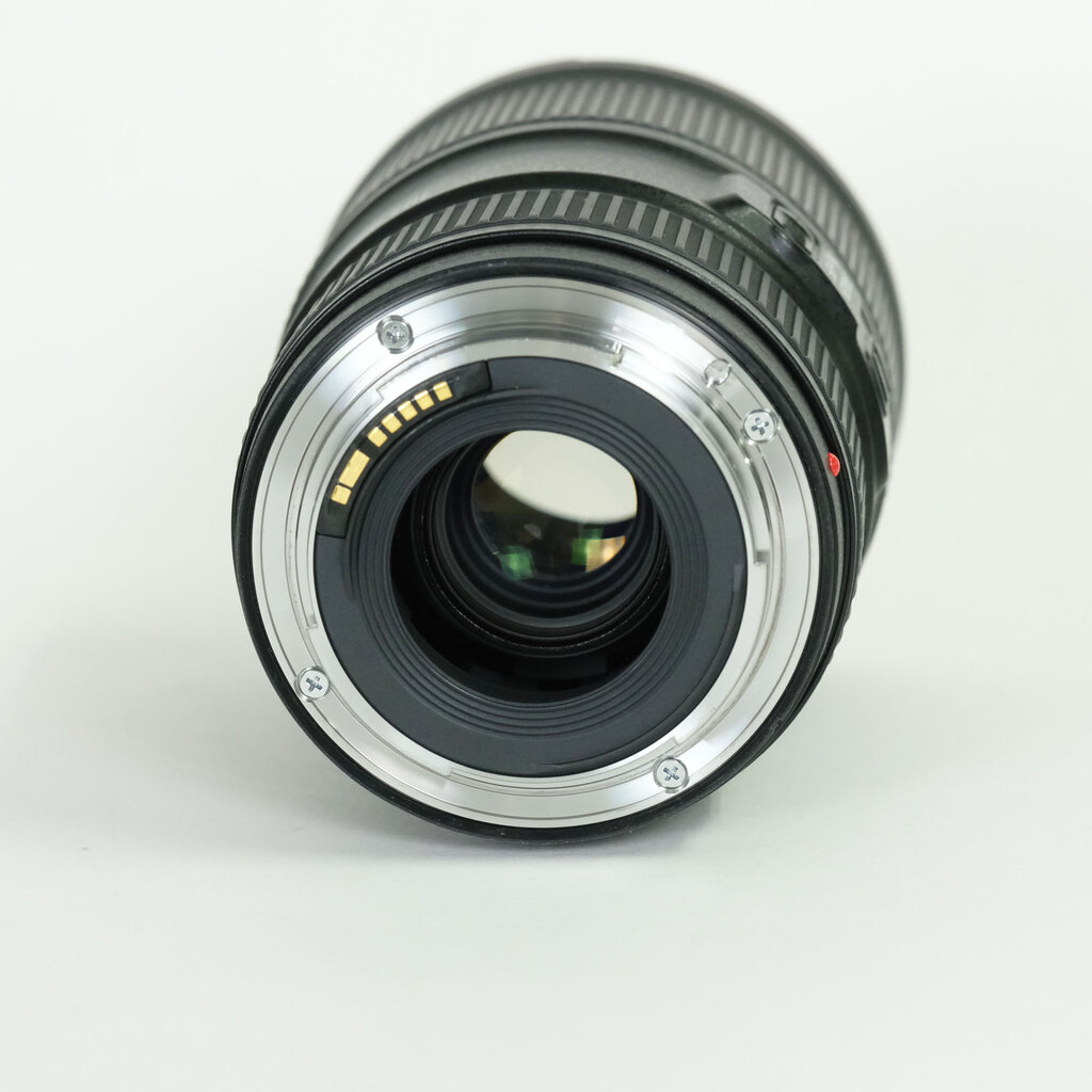 Canon EF16-35mm F4L IS USM Canon EF16-35mm F4L IS USM