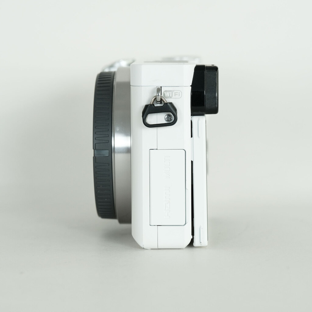 SONY α6000（ILCE-6000）