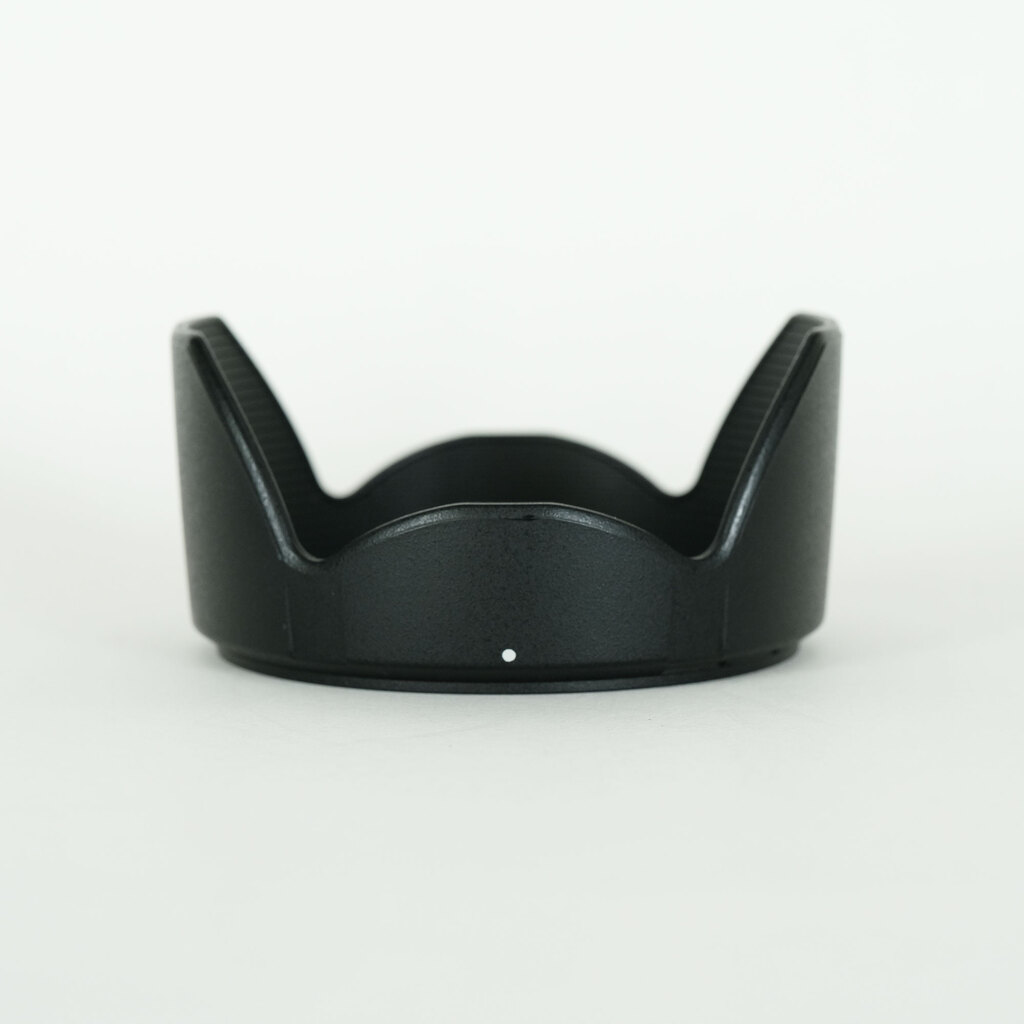 TAMRON 18-270mm F3.5-6.3 DiII VC PZD/Model B008E（キヤノンEF用）