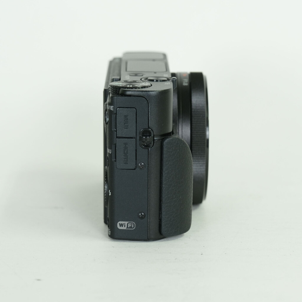 SONY Cyber-shot DSC-RX100M3