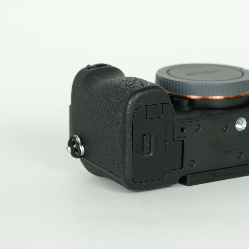 SONY α7C II(ILCE-7CM2) SONY α7C II(ILCE-7CM2)