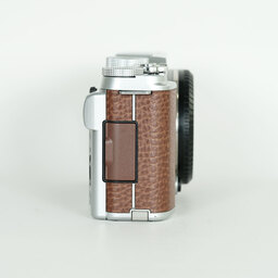 FUJIFILM X-A1 ボディ ブラウン