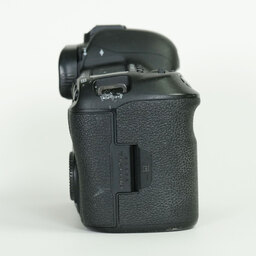 Canon EOS 5D Mark IV