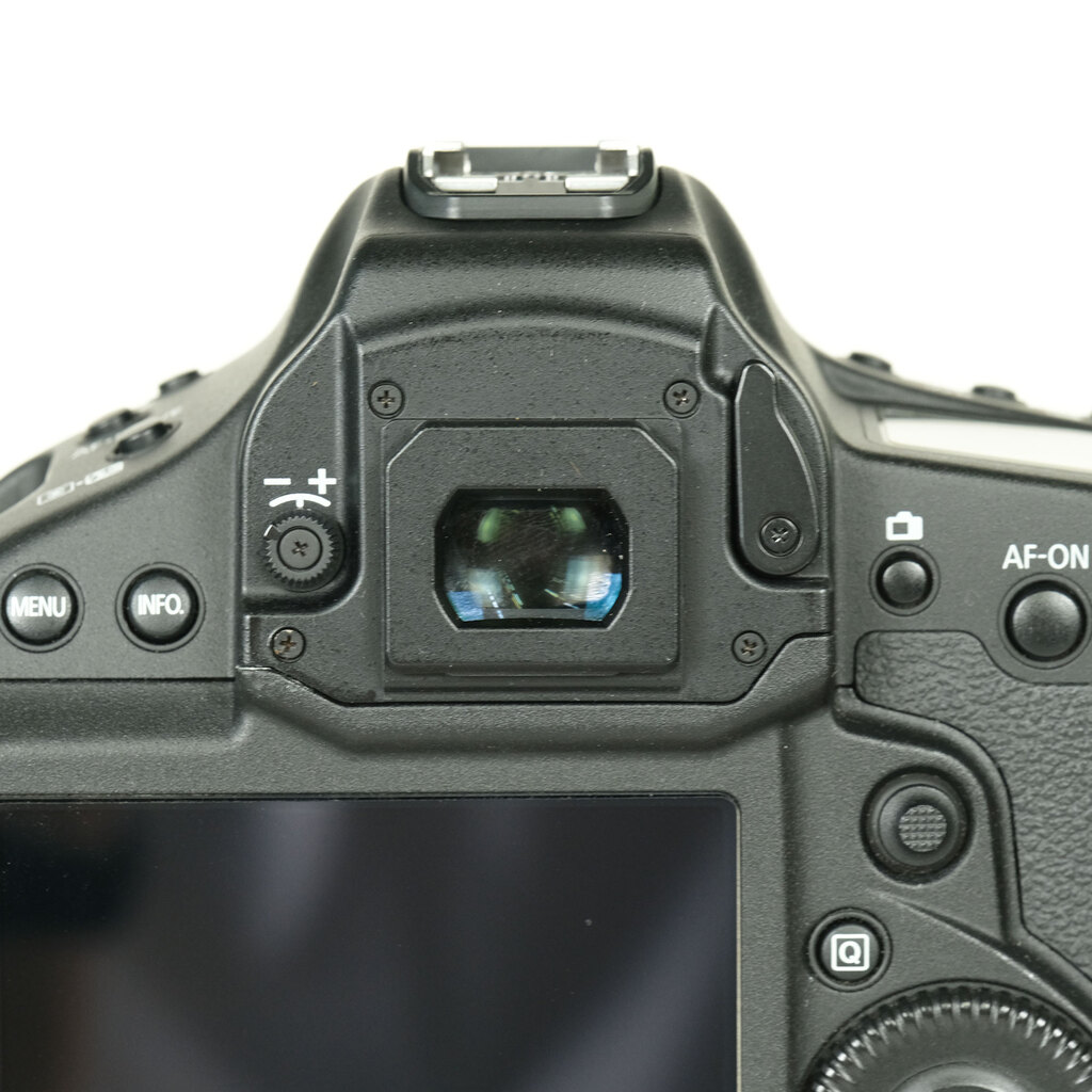 Canon EOS-1D Xの出品 | ONE SCENE（ワンシーン）